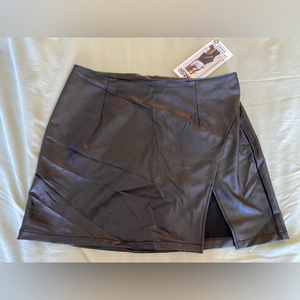 Rewash leather like skirt